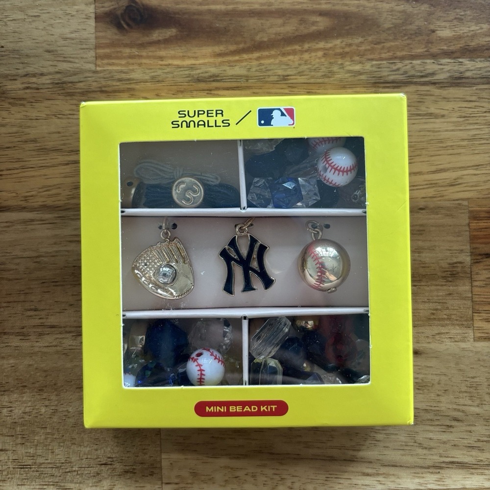 Super Smalls NEW YORK YANKEES MLB MINI BEAD SET For Bracelet OR Necklace NEW